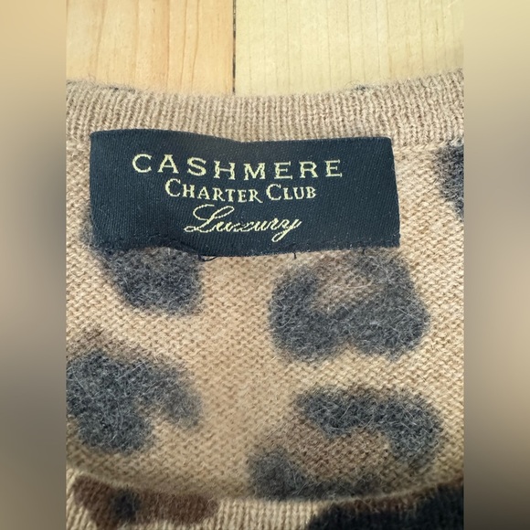 Cashmere Charter Club Luxurious Animal Print Crewneck So Soft Sweater - Picture 5 of 6